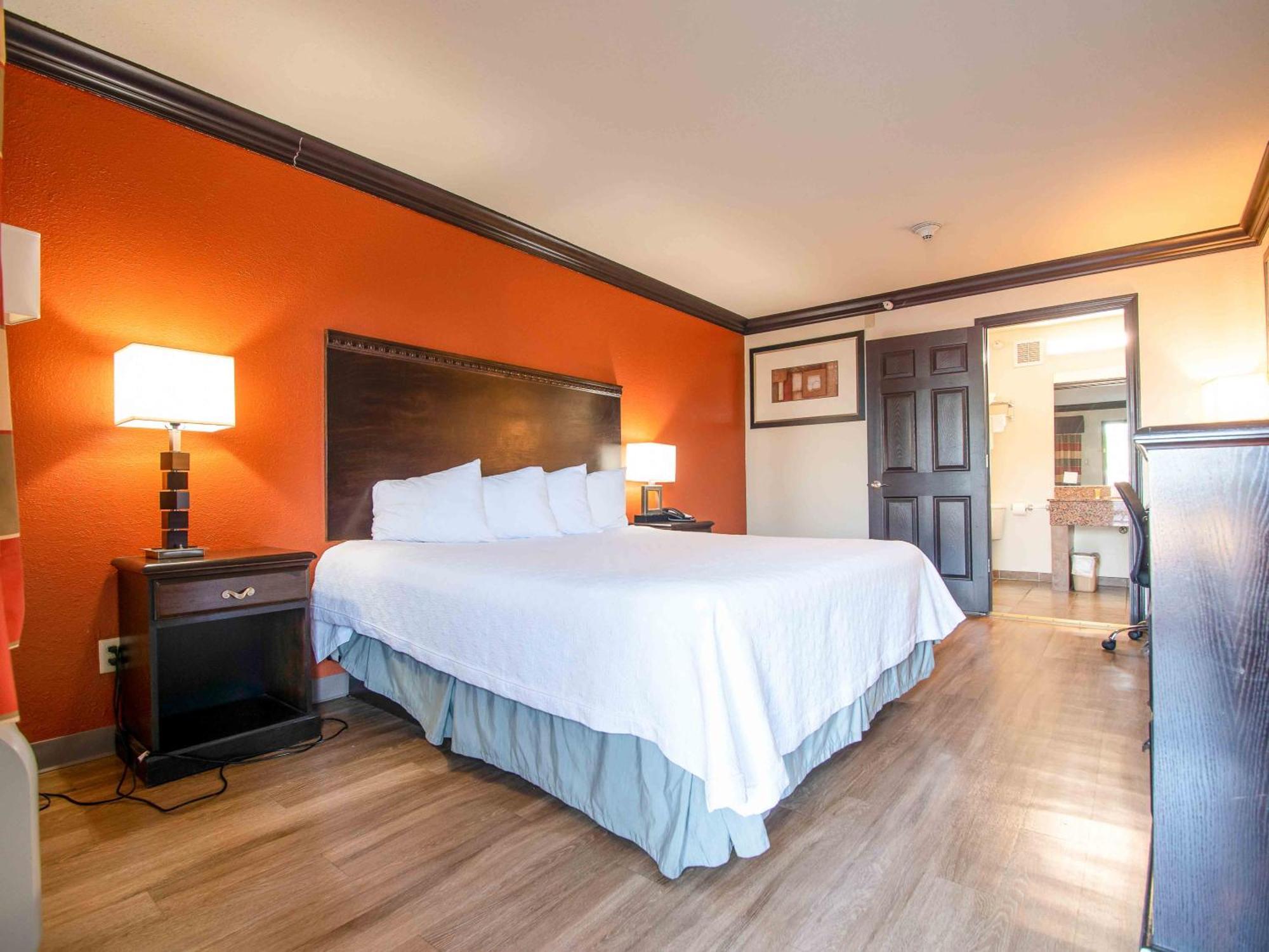 Days Inn By Wyndham Oklahoma City/Moore Экстерьер фото